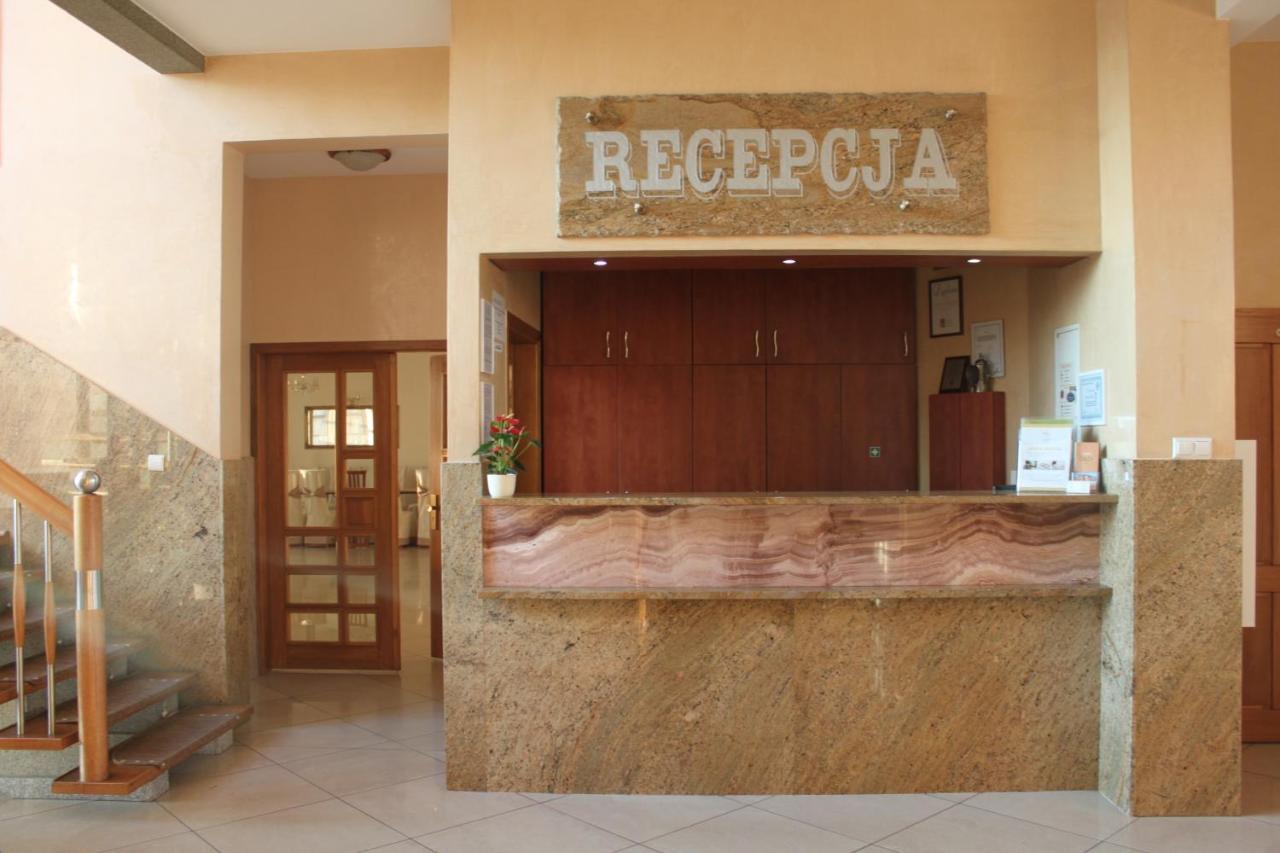 פרודניק Hotel Oaza מראה חיצוני תמונה