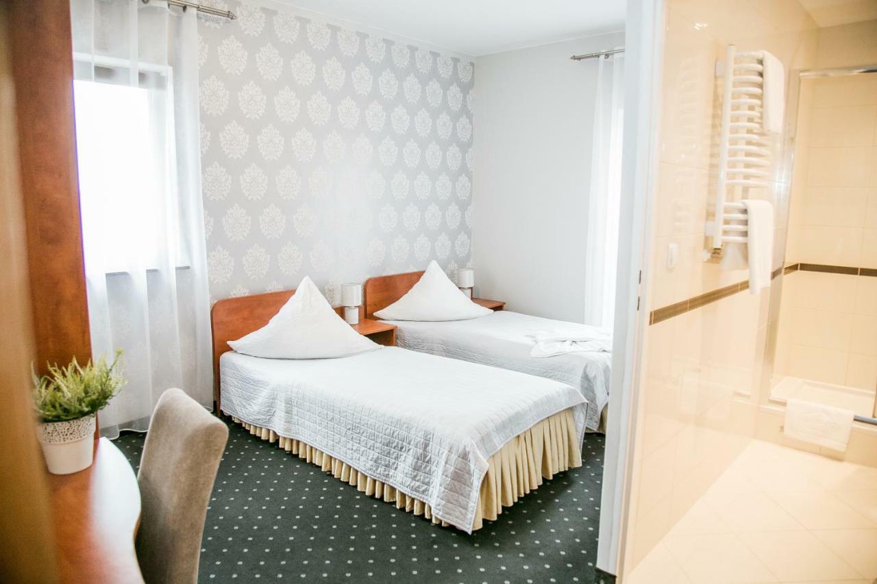 פרודניק Hotel Oaza מראה חיצוני תמונה